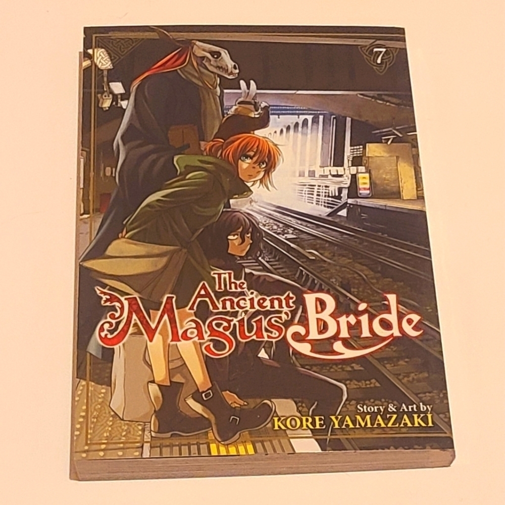 *3 for $25* The Ancient Magus Bride Manga Volume 7 - Books